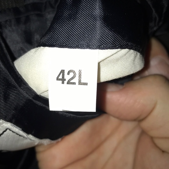 Enrico Gelini 3 Button 42L Full Suit - Picture 9 of 9